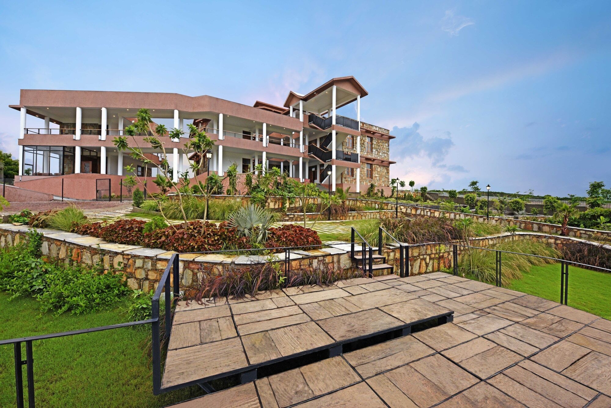 Palm Valley Svasti Resort Nāi Zewnętrze zdjęcie